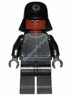 First Order Crew Member, Helmet with Insignia (75132)